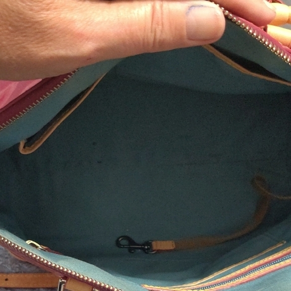 Dooney & Bourke cranberry patent leather satchel - Picture 6 of 8